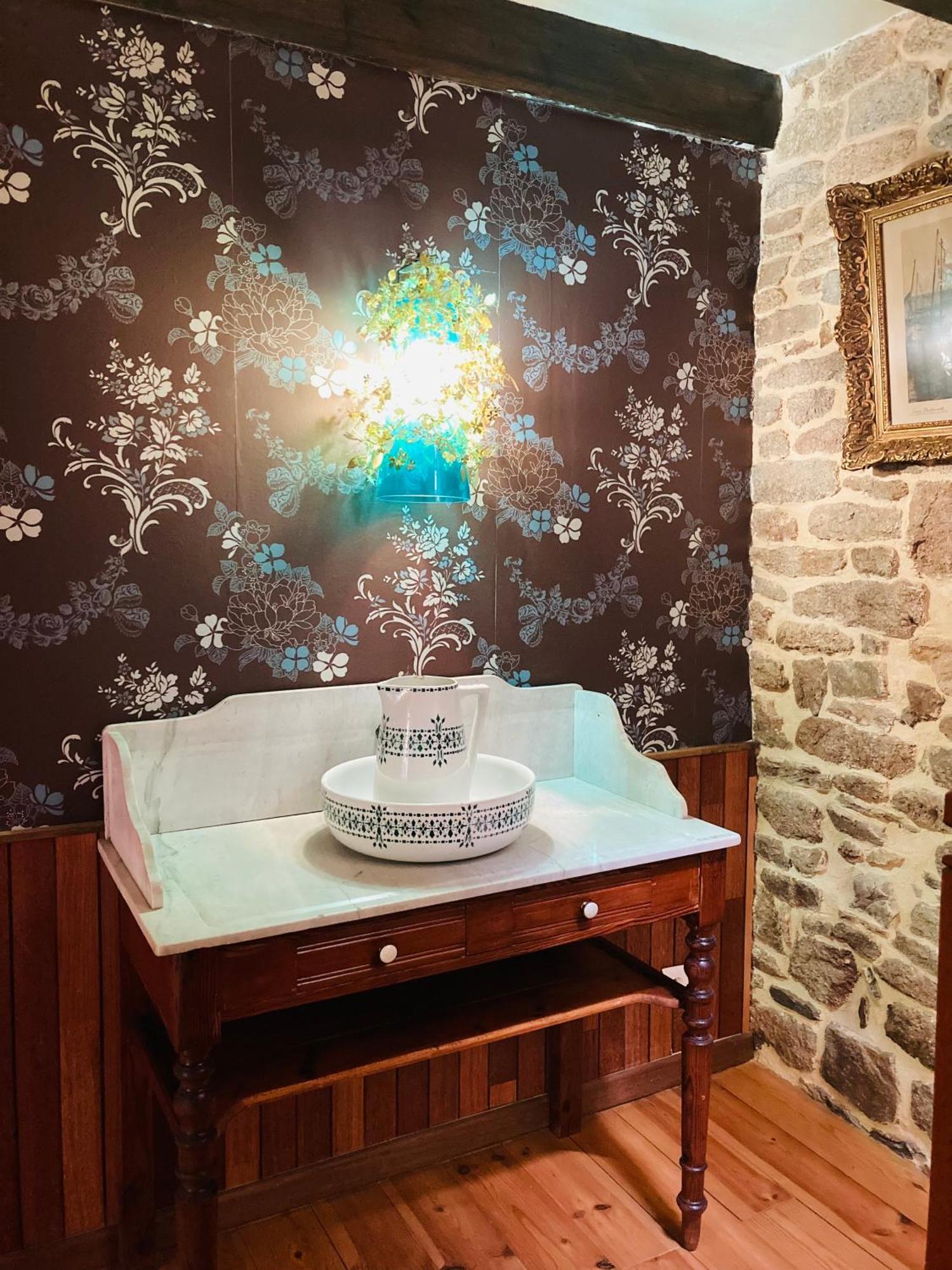 Maison De Caractere Datant De 1739 Quistinic エクステリア 写真